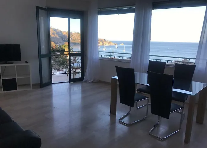 Apartament Baia Taormina