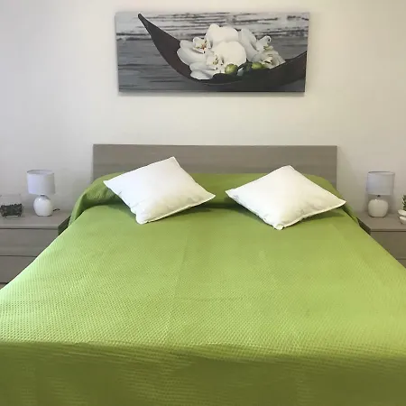 Baia Taormina Апартаменти Джардіні-Наксос