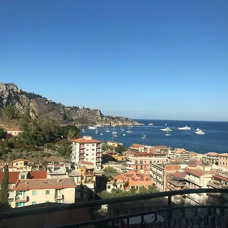Baia Taormina Apartmán *